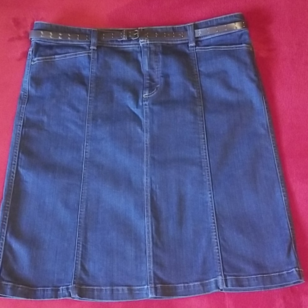 IZOD Denim Skirt Size 14